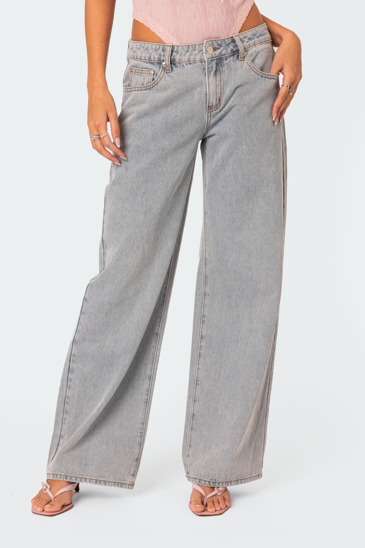 Lilly - Bow Pocket Relaxed Jeans