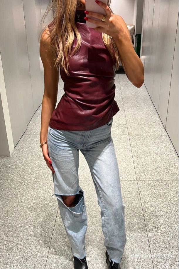 Amaris | Burgundy Top