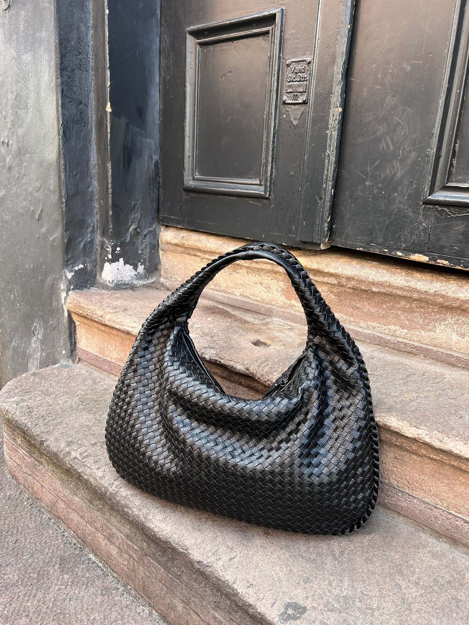 Charlyne | Grote gevlochten Hobo-tas