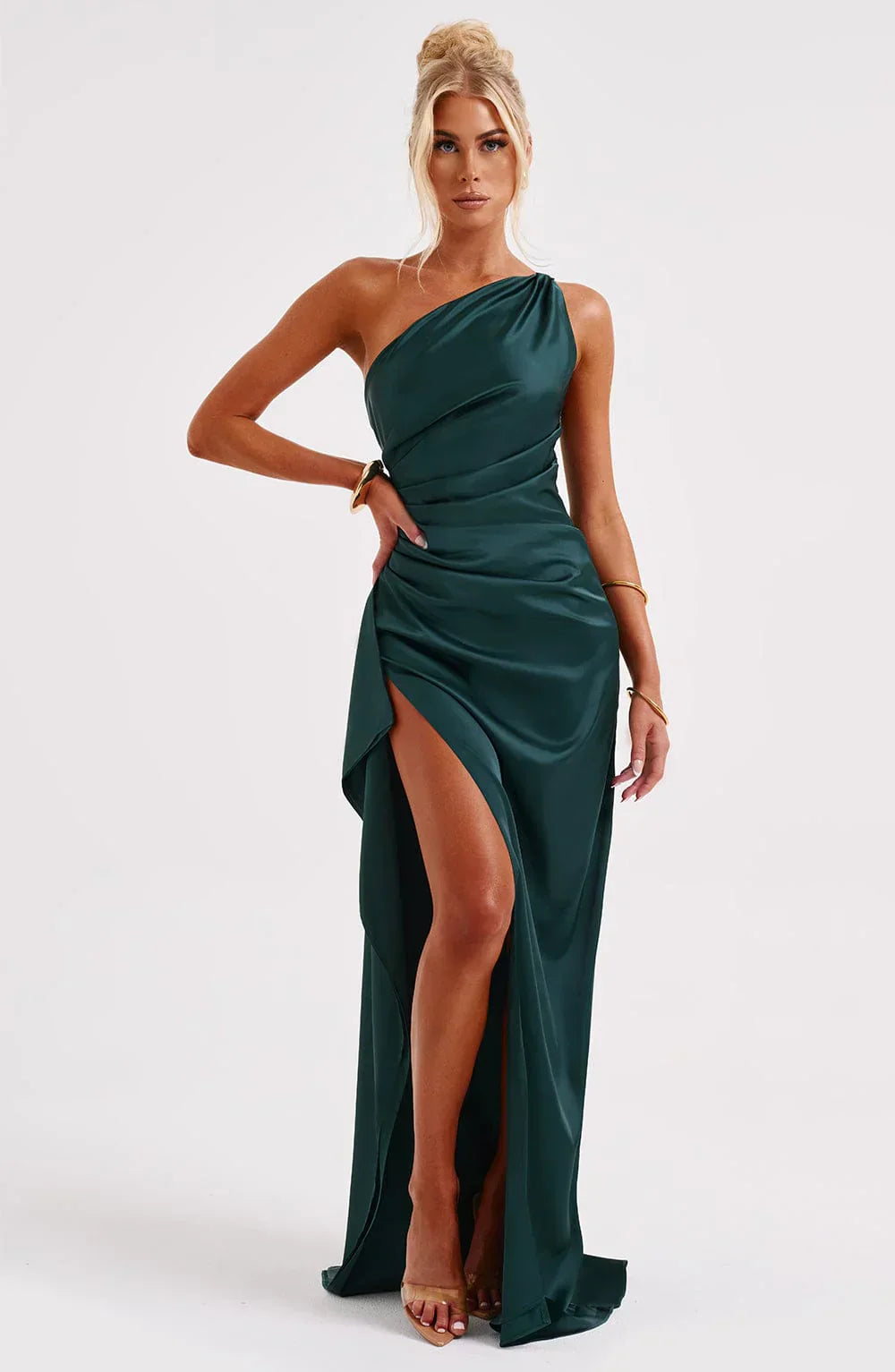 Aria Satin Split Dress - Dames - Luxe Stof, Stijlvolle Plooien en Moderne Details