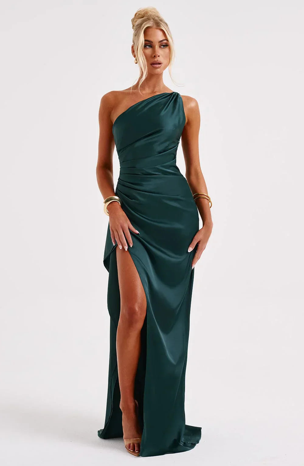 Aria Satin Split Dress - Dames - Luxe Stof, Stijlvolle Plooien en Moderne Details