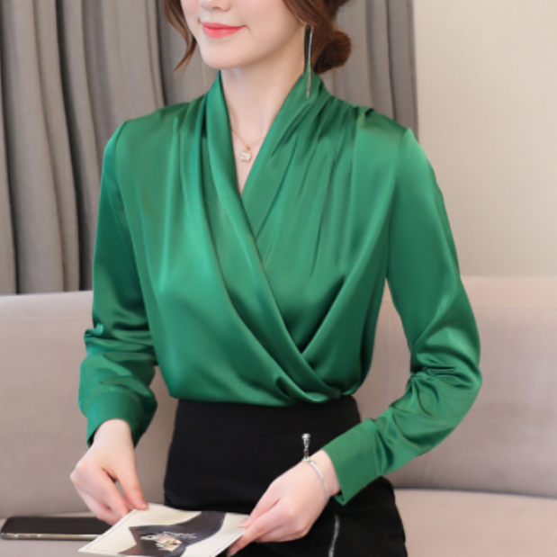 Francisca | Fluwelen gedrapeerde blouse